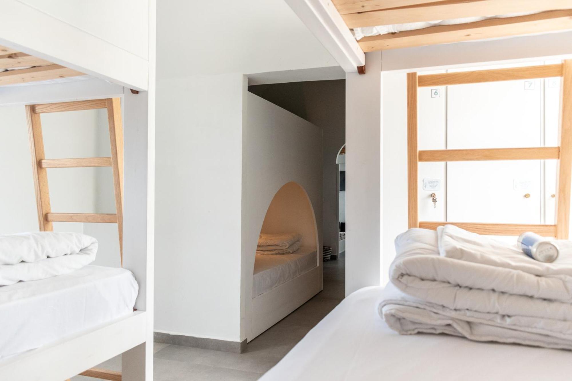 Central Hostel Oia Ngoại thất bức ảnh